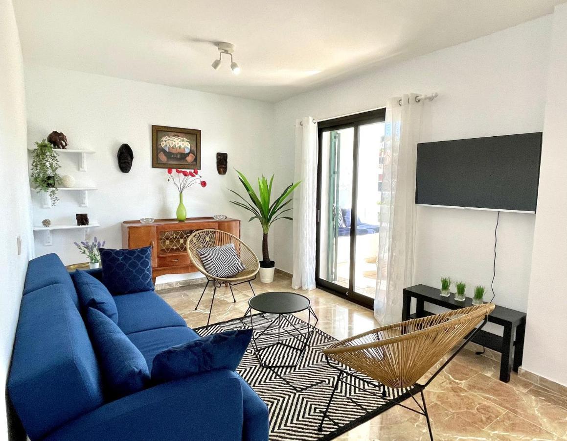 Riviera By The Beach 2 Bedroom Apartment Sitio de Calahonda エクステリア 写真