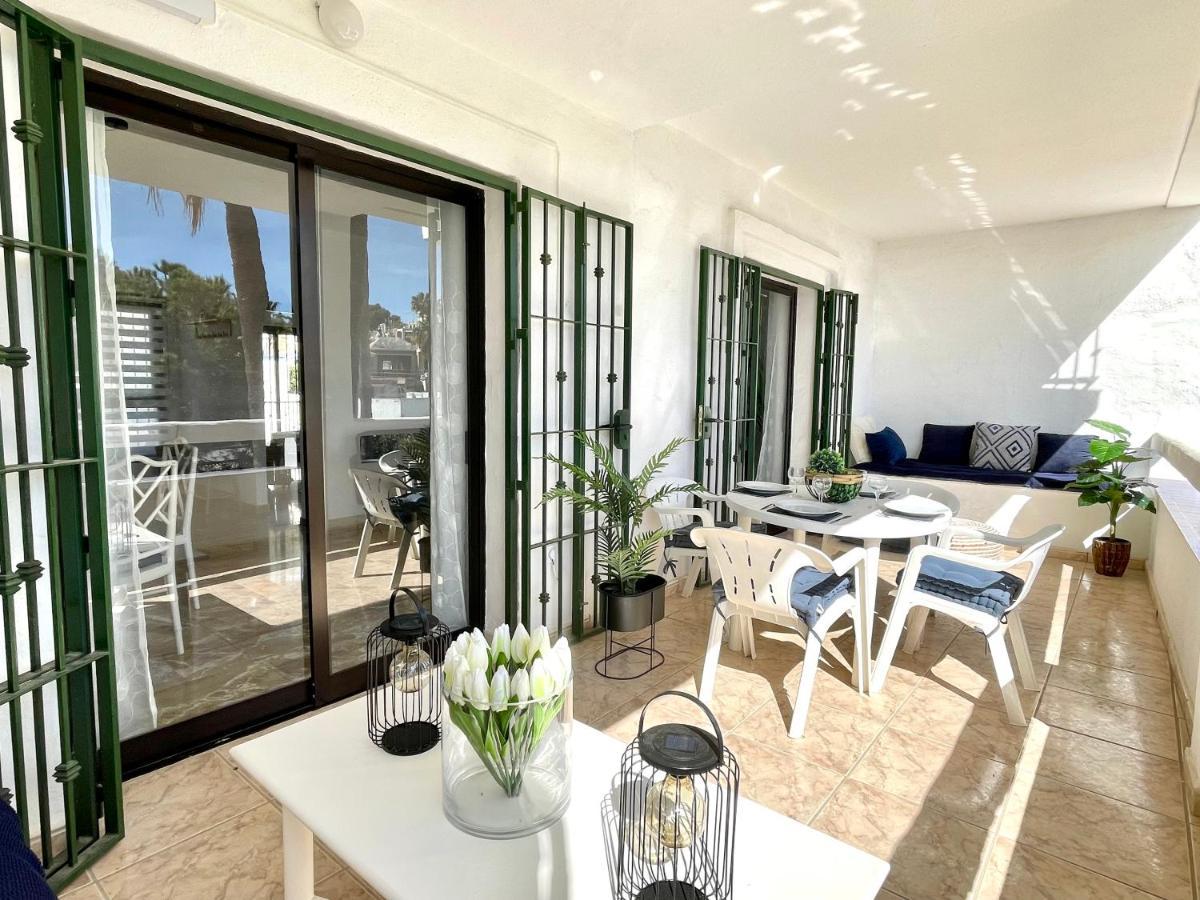Riviera By The Beach 2 Bedroom Apartment Sitio de Calahonda エクステリア 写真