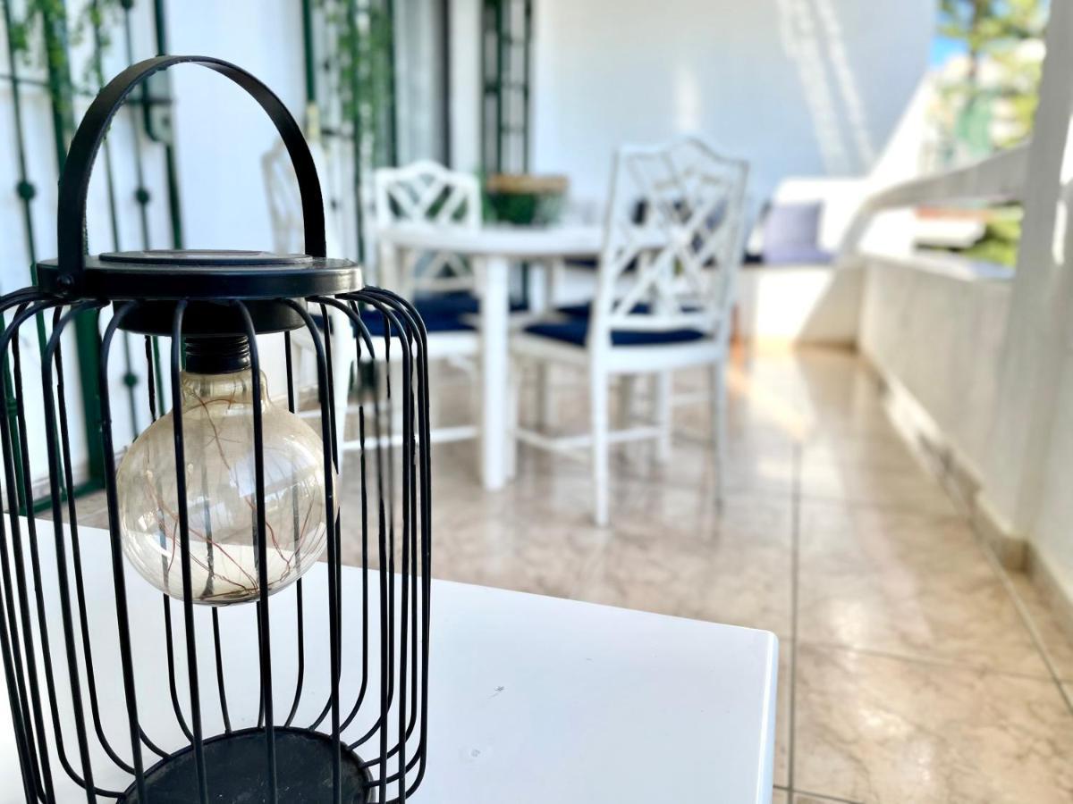 Riviera By The Beach 2 Bedroom Apartment Sitio de Calahonda エクステリア 写真
